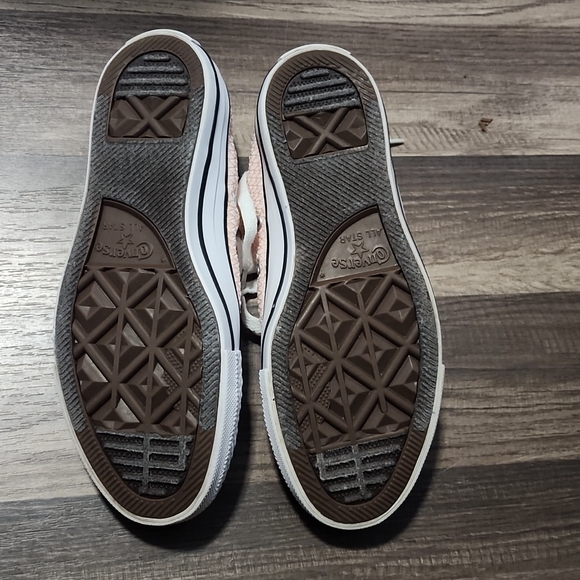 Converse - Picture 4 of 6